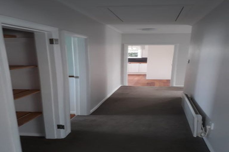 Photo of property in 19 Henry Street, Ebdentown, Upper Hutt, 5018