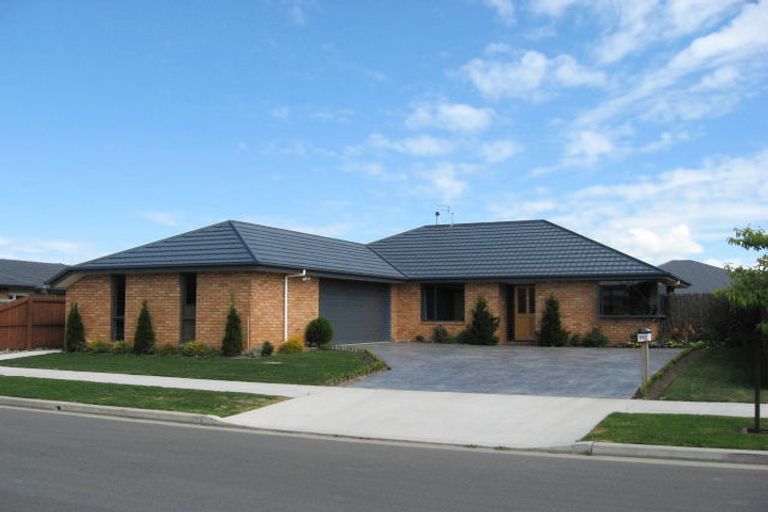 Photo of property in 137 Allison Crescent, Kaiapoi, 7630