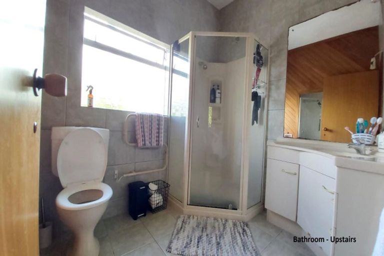 Photo of property in 84a Marine Parade, Mellons Bay, Auckland, 2014