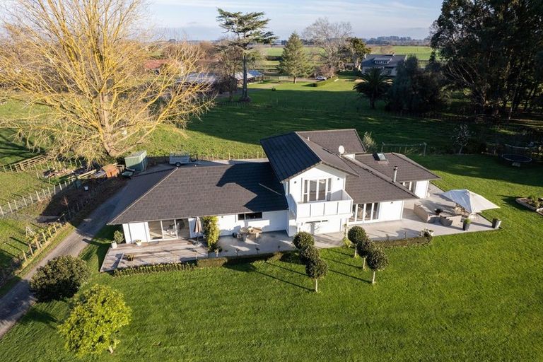 Photo of property in 49 Forrest Road, Cambridge, 3493