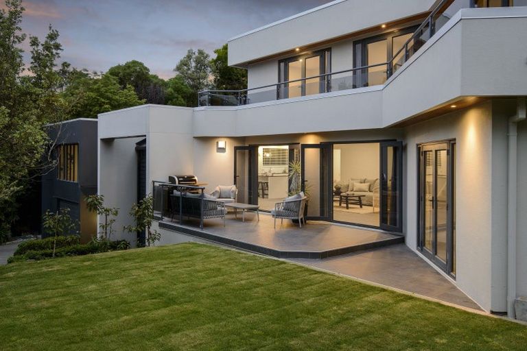 Photo of property in 26 Whareora Terrace, Cashmere, Christchurch, 8022