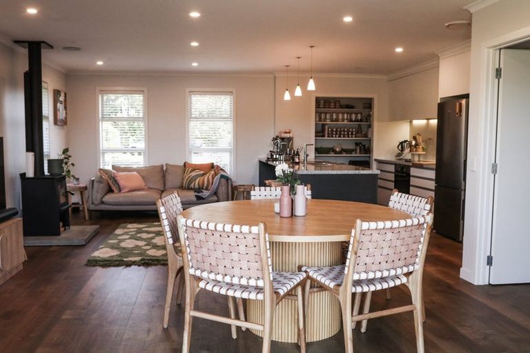 Photo of property in 8 Kitakita Grove, Motueka, 7120