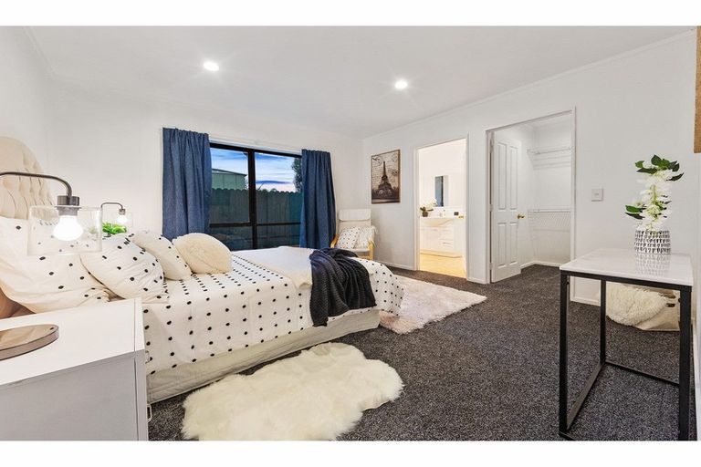 Photo of property in 4a Olympic Place, Papakura, 2110