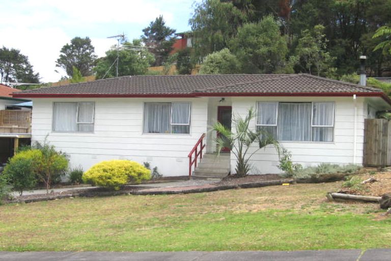 Photo of property in 24 Sapphire Place, Bayview, Auckland, 0629
