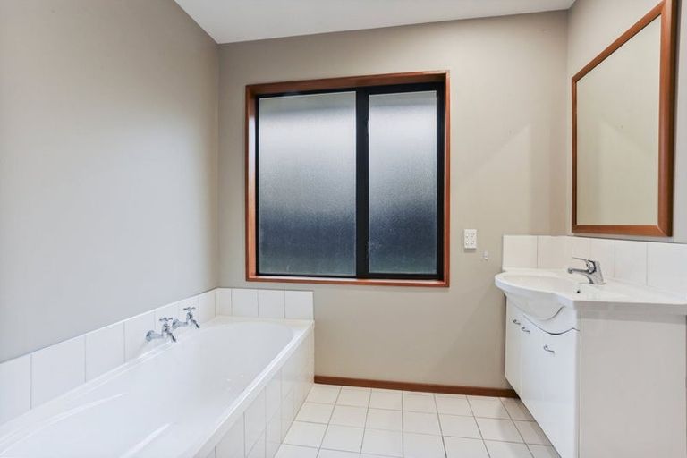 Photo of property in 4 The Stables, Woodend, 7610