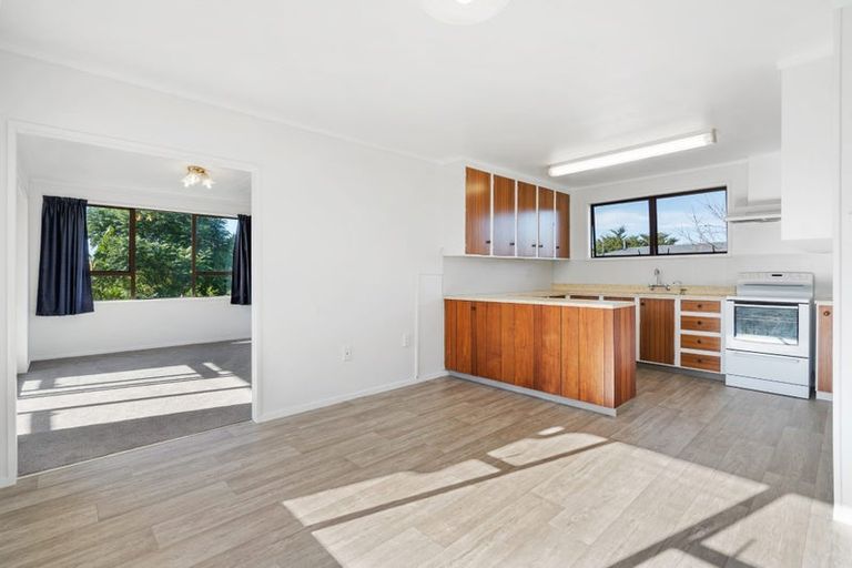 Photo of property in 43 Fisher Terrace, Te Kamo, Whangarei, 0112