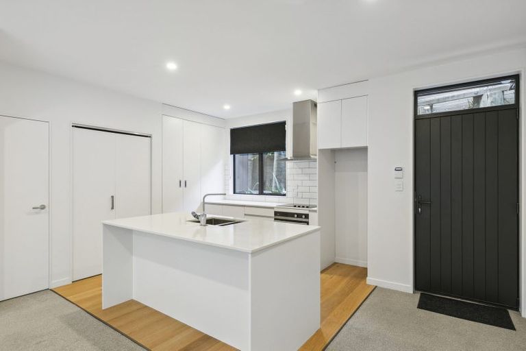 Photo of property in 16/80 Seatoun Heights Road, Seatoun, Wellington, 6022