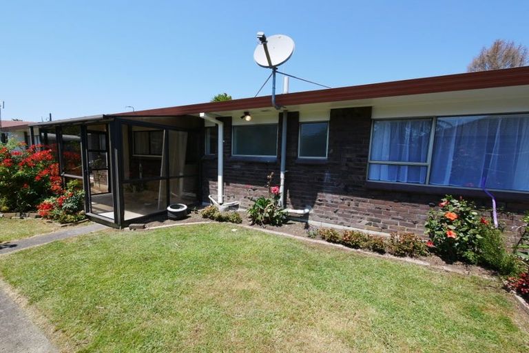 Photo of property in 4/31 Trentham Road, Papakura, 2110