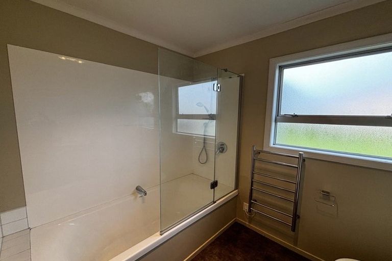 Photo of property in 4 Maranui Street, Welbourn, New Plymouth, 4310