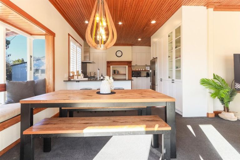 Photo of property in 37 Sumner Street, Glenholme, Rotorua, 3010