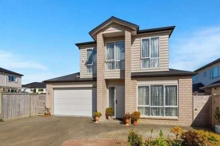 Photo of property in 13 Cahir Place, Flat Bush, Auckland, 2019