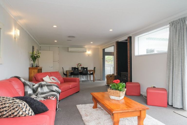Photo of property in 61 Hocken Street, Kenmure, Dunedin, 9011
