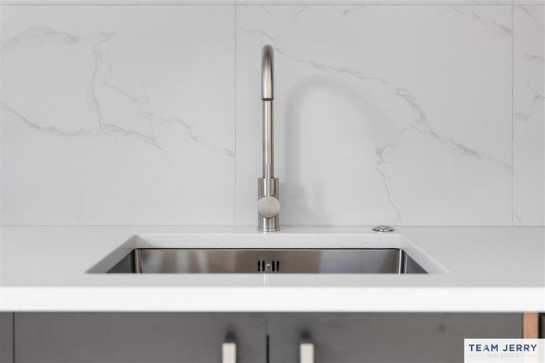 Photo of property in 5 Rarangi Mai Lane, Karaka, 2113