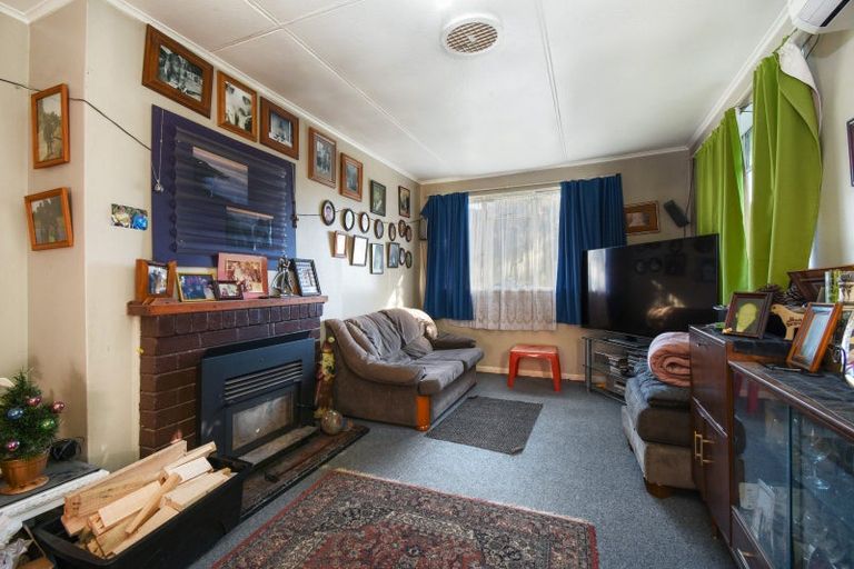 Photo of property in 8 Island View Road, Western Heights, Rotorua, 3015