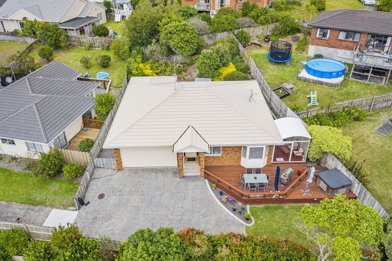 Photo of property in 3 Bluebird Crescent, Unsworth Heights, Auckland, 0632