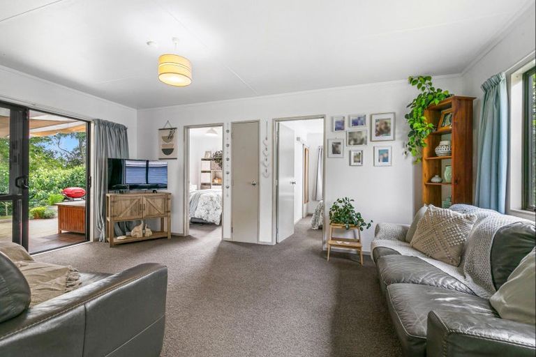 Photo of property in 52 Jacksons Road, Koputaroa, Levin, 5575