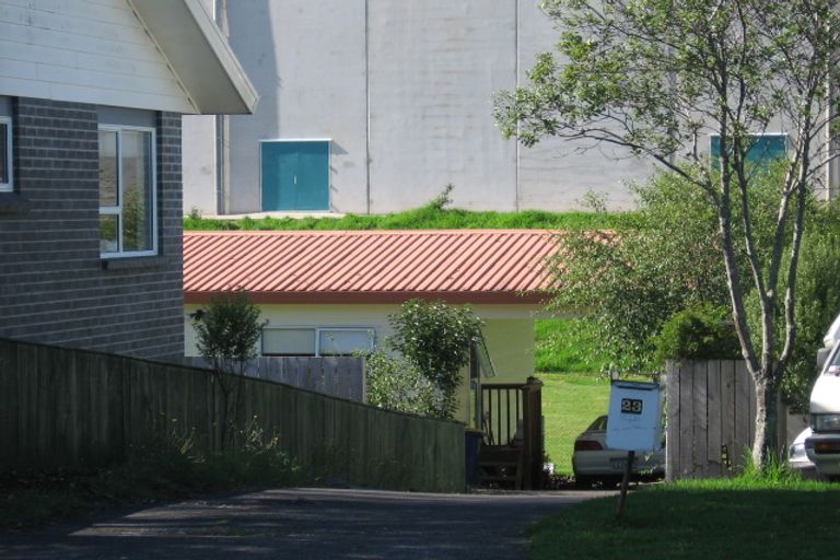 Photo of property in 27 Meadowvale Rise, Titirangi, Auckland, 0604