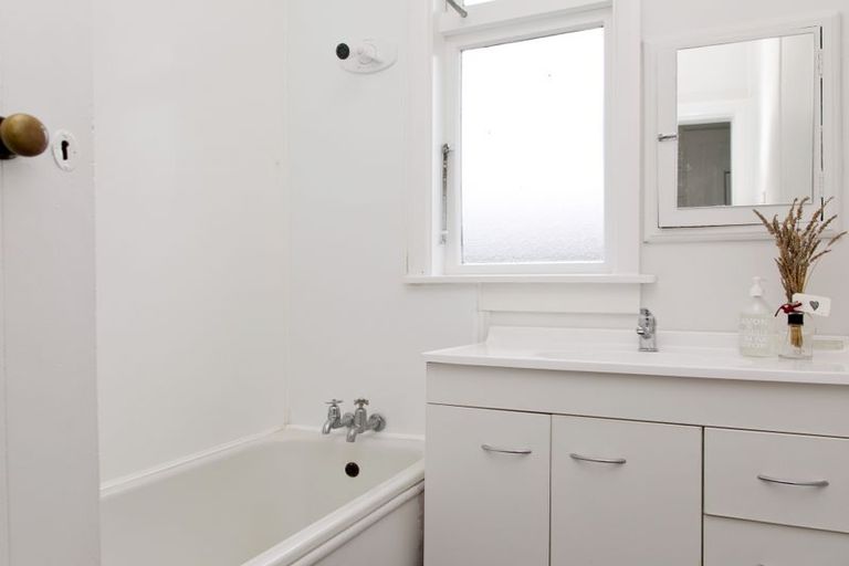 Photo of property in 2/206 Rifle Range Road, Tauhara, Taupo, 3330