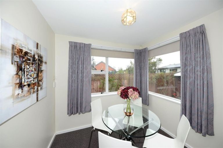 Photo of property in 20 Rowcliffe Crescent, Avonside, Christchurch, 8061