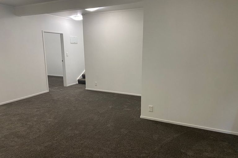 Photo of property in 49 Rua Road, Glen Eden, Auckland, 0602