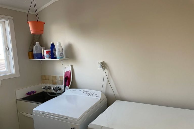 Photo of property in 16 Karamu Street, Tawhero, Whanganui, 4501