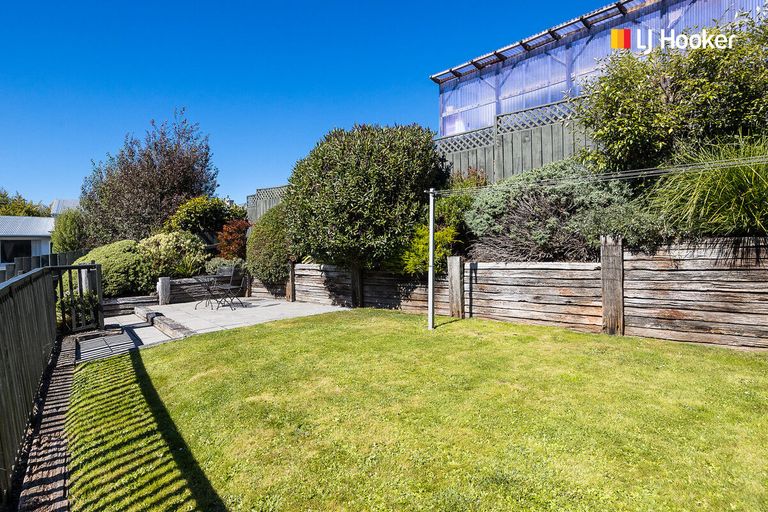 Photo of property in 17 Hawthorn Avenue, Mornington, Dunedin, 9011