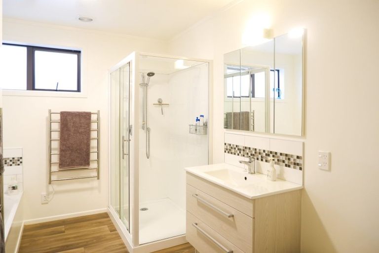 Photo of property in 30 Stanhope Grove, Korokoro, Lower Hutt, 5012