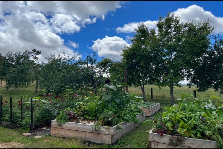 Photo of property in 1397 Dovedale Road, Thorpe, Wakefield, 7096