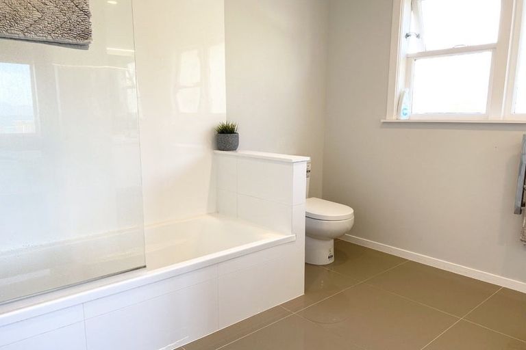 Photo of property in 4 Onepu Road, Pukerua Bay, 5026