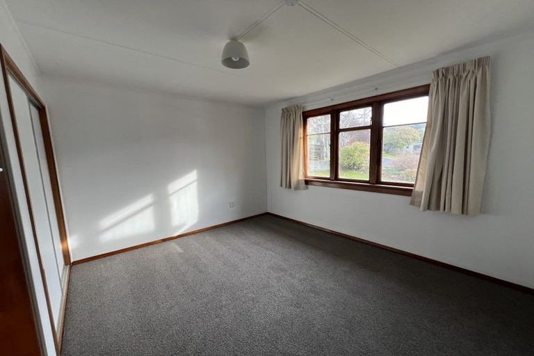 Photo of property in 124 Martin Road, Fairfield, Dunedin, 9018