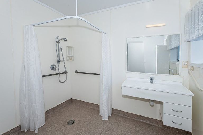 Photo of property in 8b Lockesley Place, Onerahi, Whangarei, 0110