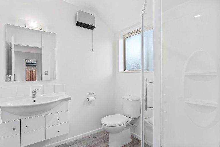 Photo of property in 7 Belgrove Place, Parklands, Christchurch, 8083