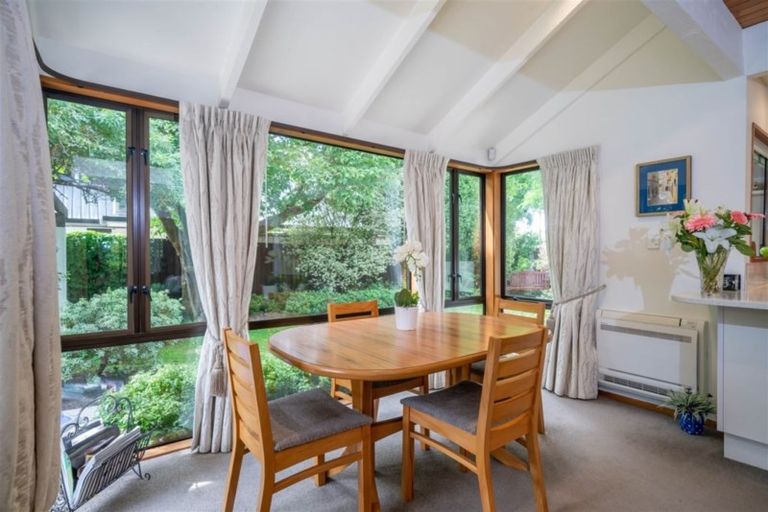 Photo of property in 12 Tripp Place, Ilam, Christchurch, 8041