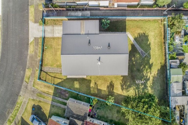 Photo of property in 22 Cottingham Crescent, Mangere East, Auckland, 2024