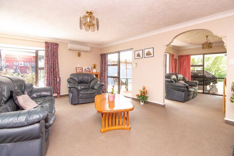 Photo of property in 115 Amberley Avenue, Highbury, Palmerston North, 4412