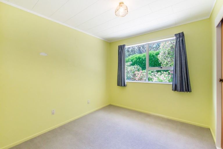 Photo of property in 11b Graham Grove, Waikanae, 5036