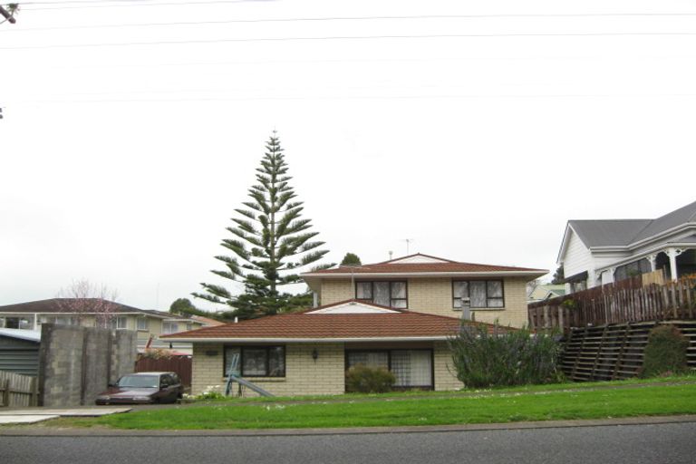 Photo of property in 31 Parris Street, Waitara, 4320