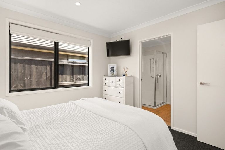 Photo of property in 122 Union Drive, Papamoa, 3118