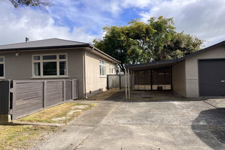 Photo of property in 53 Wood Street, Takaro, Palmerston North, 4410