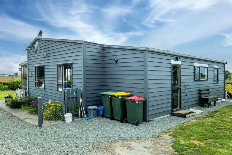 Photo of property in 12 James Street, Waimate, 7980