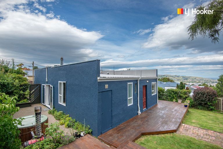 Photo of property in 10 Forbes Street, Balaclava, Dunedin, 9011