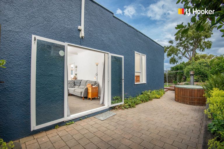 Photo of property in 10 Forbes Street, Balaclava, Dunedin, 9011