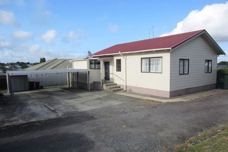 Photo of property in 3/8 West Street, Papakura, 2110