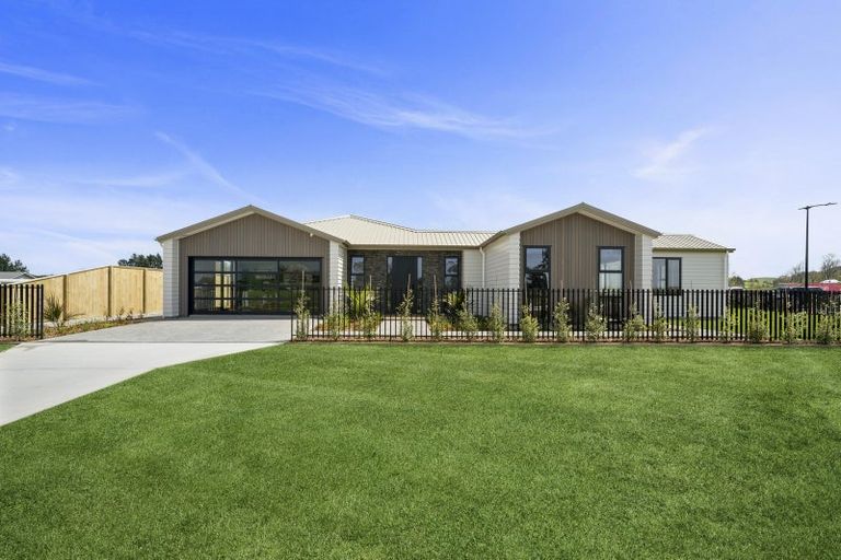 Photo of property in 1 Springwater Drive, Maewa, 4702