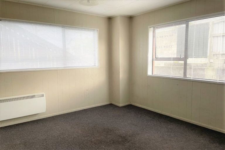 Photo of property in 17 Argyle Street, Mornington, Dunedin, 9011