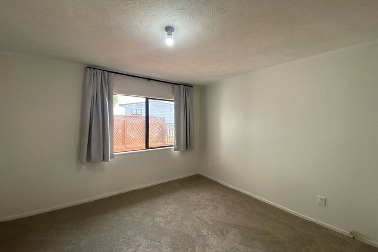 Photo of property in 23 Greenstone Place, Clover Park, Auckland, 2019