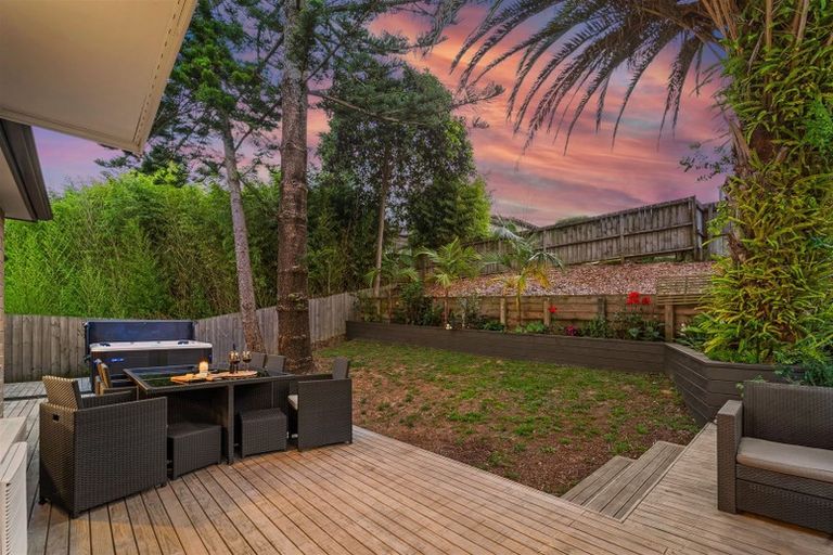 Photo of property in 40a Acacia Road, Torbay, Auckland, 0632