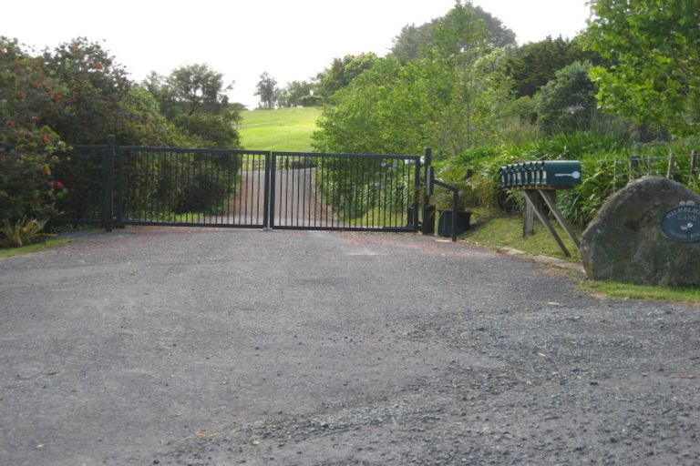 Photo of property in 620 Ponga Road, Opaheke, Papakura, 2584