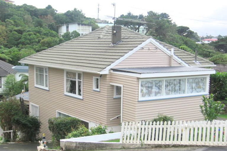 Photo of property in 52 Woodland Road, Johnsonville, Wellington, 6037