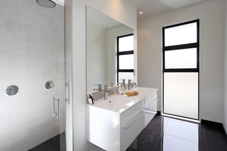 Photo of property in 22 Josephine Crescent, Aidanfield, Christchurch, 8025